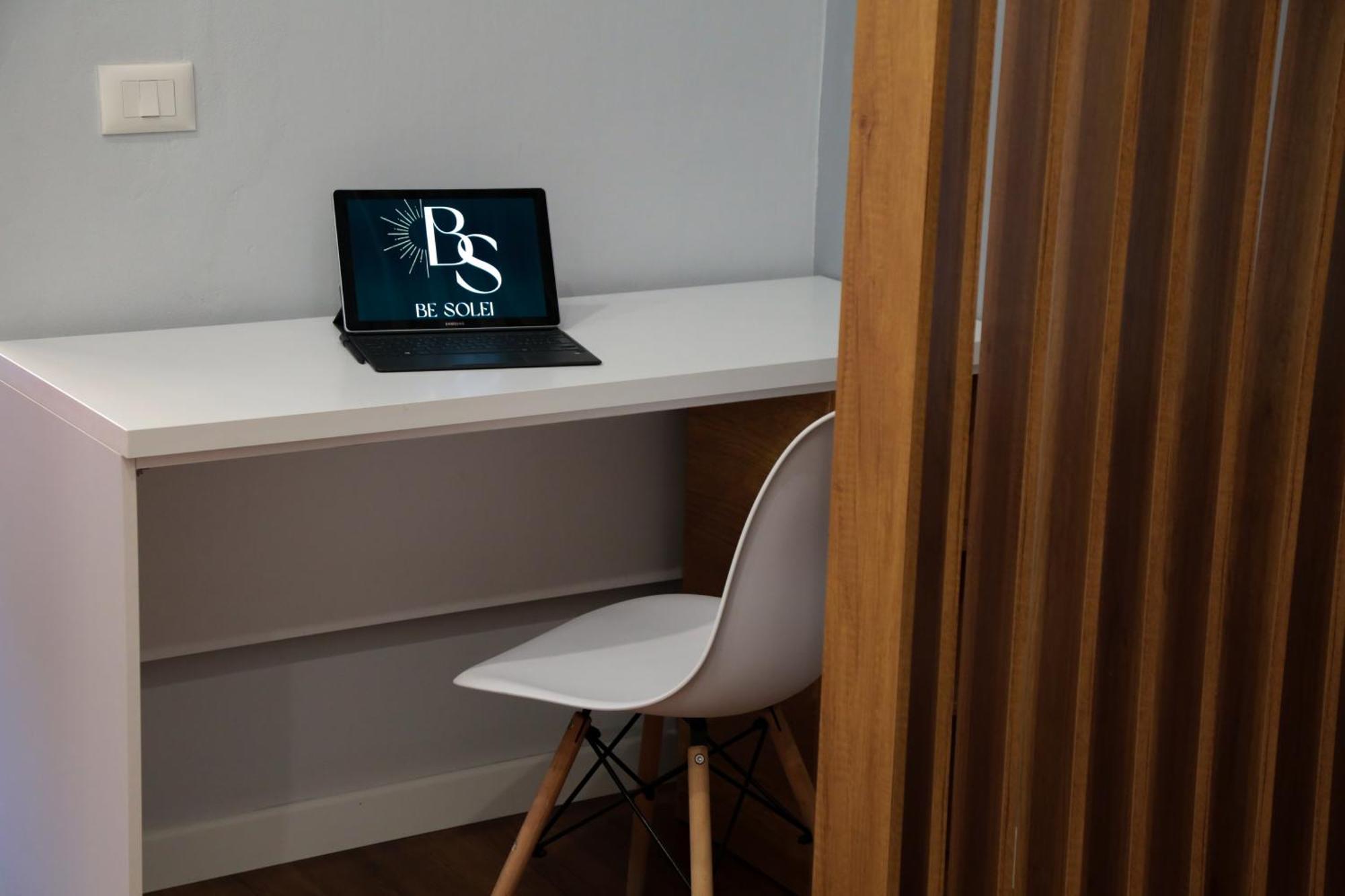 Be Solei Studio Apartments Sol 1 地拉那 外观 照片